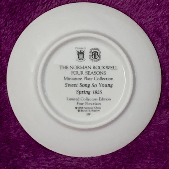 529 Sweet Song So Young - Norman Rockwell Four Seasons Miniature Plate - Picture 2 of 5